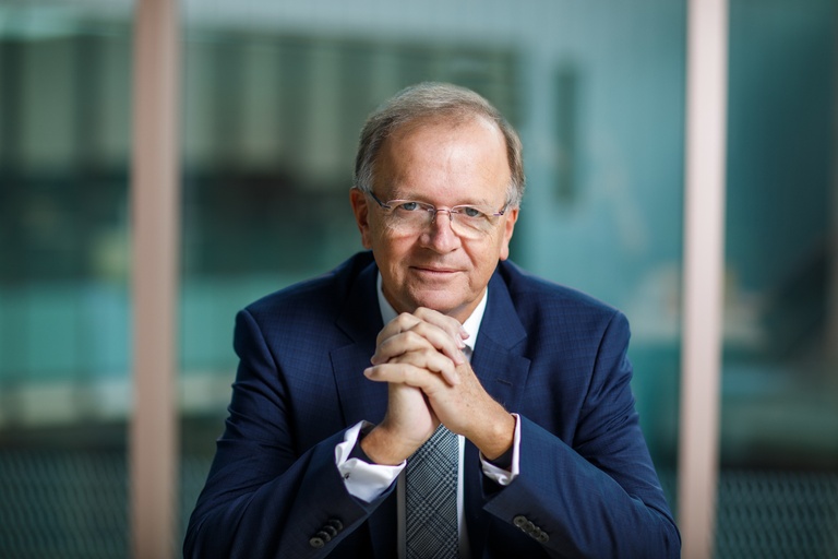 Peter Schlosser