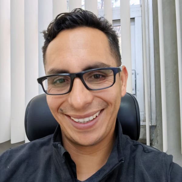 Elí Orlando Lozano González